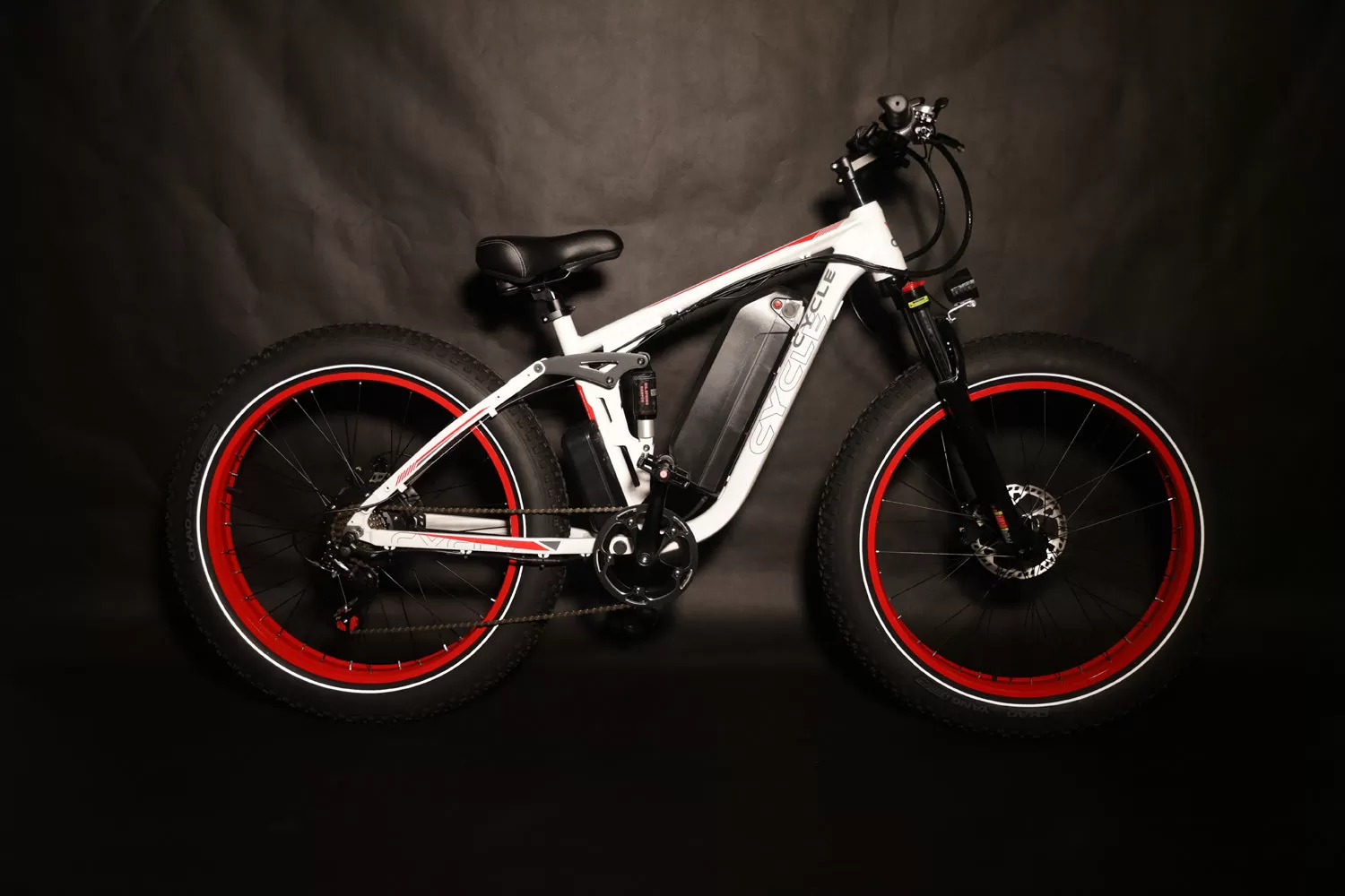 E-Bike Qld-01 48V 15.6Ah Aluminum Alloy Mountain Bike 750W Motor