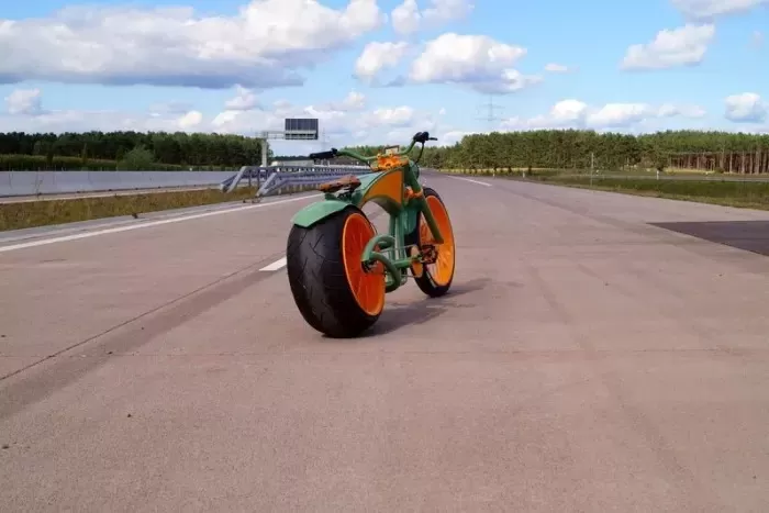 LIMITED TIME SPECIAL - 2023 OUTDOOR 2.0 E-BIKE